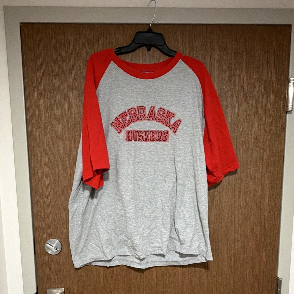 Pro Player Nebraska Cornhuskers Red/Gray Raglan Shirt Size 3XL
